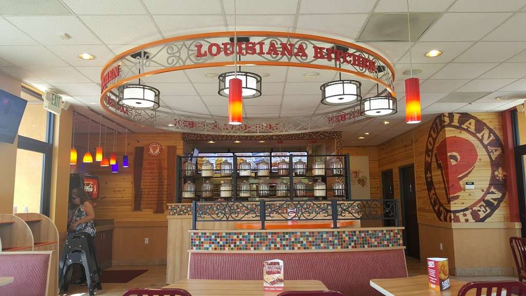 Popeyes Louisiana Kitchen | 1320 W Baseline Rd, Rialto, CA 92376, USA | Phone: (909) 421-1234