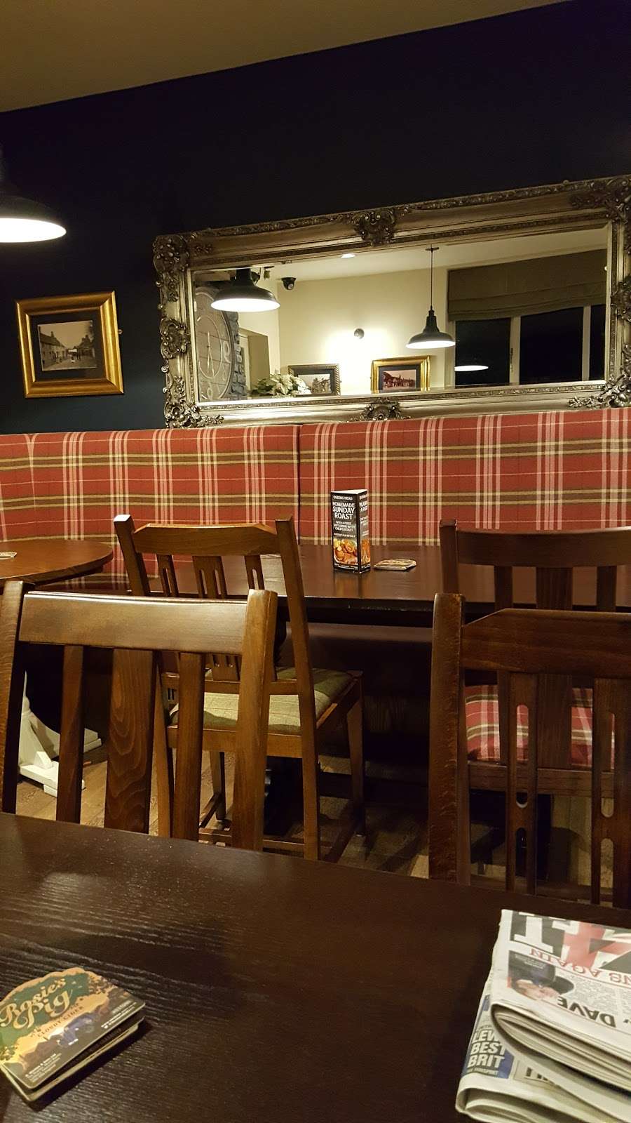 The Queens Head | 66 High Rd Wormley, Broxbourne EN10 6JN, UK | Phone: 01992 275066