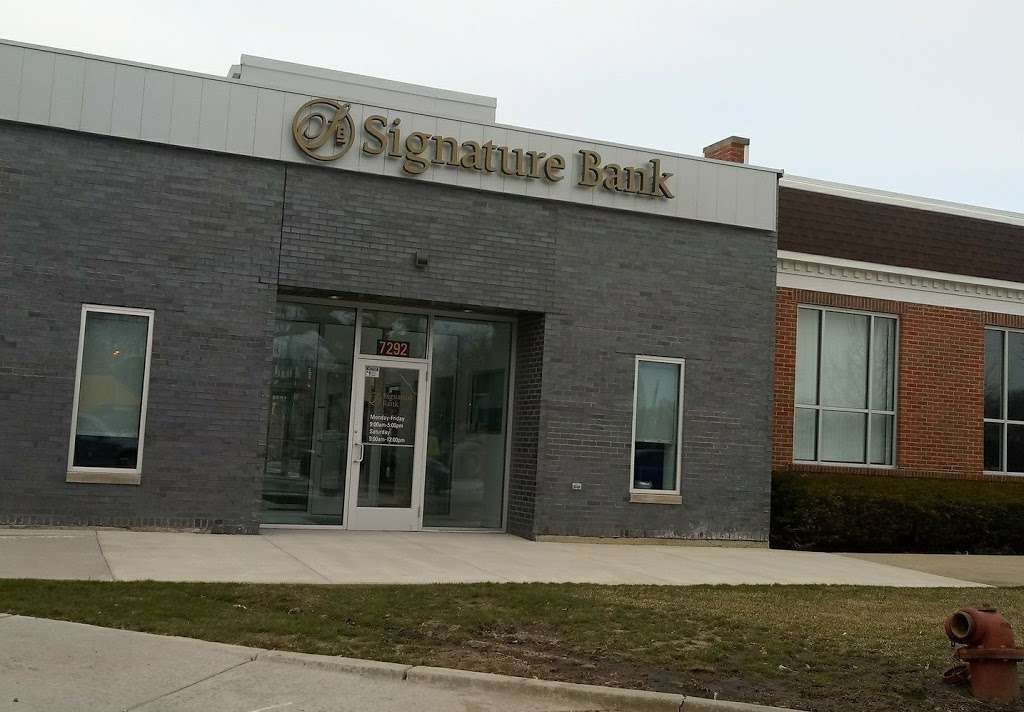 Signature Bank | 7292 W Devon Ave, Chicago, IL 60631, USA | Phone: (773) 467-5600