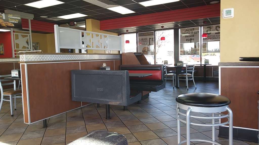 Hardees | 500 N Main St, Spring Grove, PA 17362, USA | Phone: (717) 225-3496