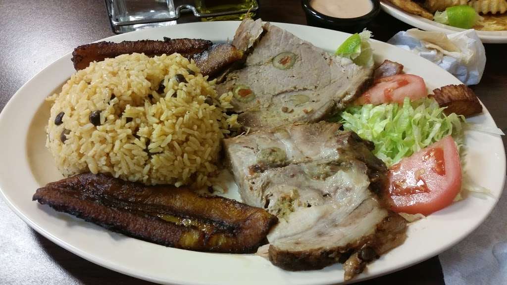 La Casa Del Mofongo | 125 E Edgebrook Dr suite c, Houston, TX 77034, USA | Phone: (713) 485-6698