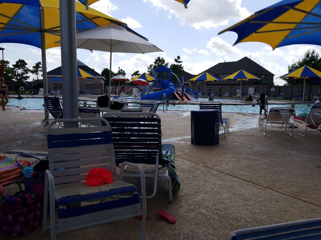 Diamond Bay Water Park For Residents ONLY | 2034 Trinity Bay Dr, Pearland, TX 77584 | Phone: (713) 332-4677
