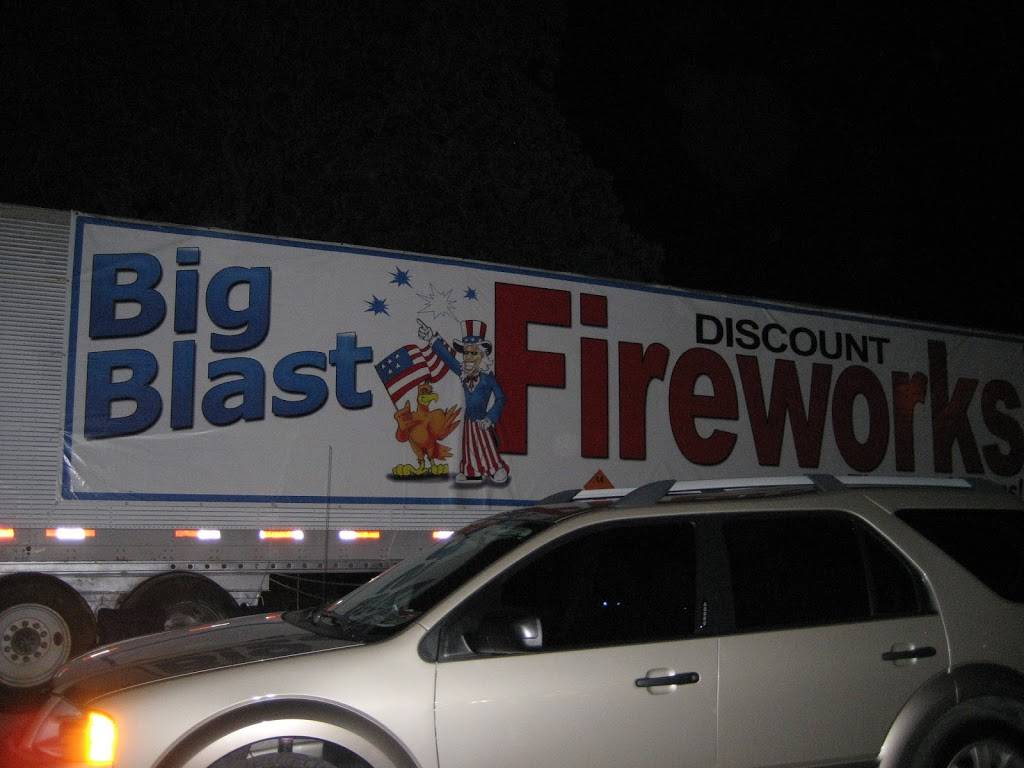 Big Blast Fireworks | 524 N 49th W Ave, Tulsa, OK 74127, USA | Phone: (918) 366-6468