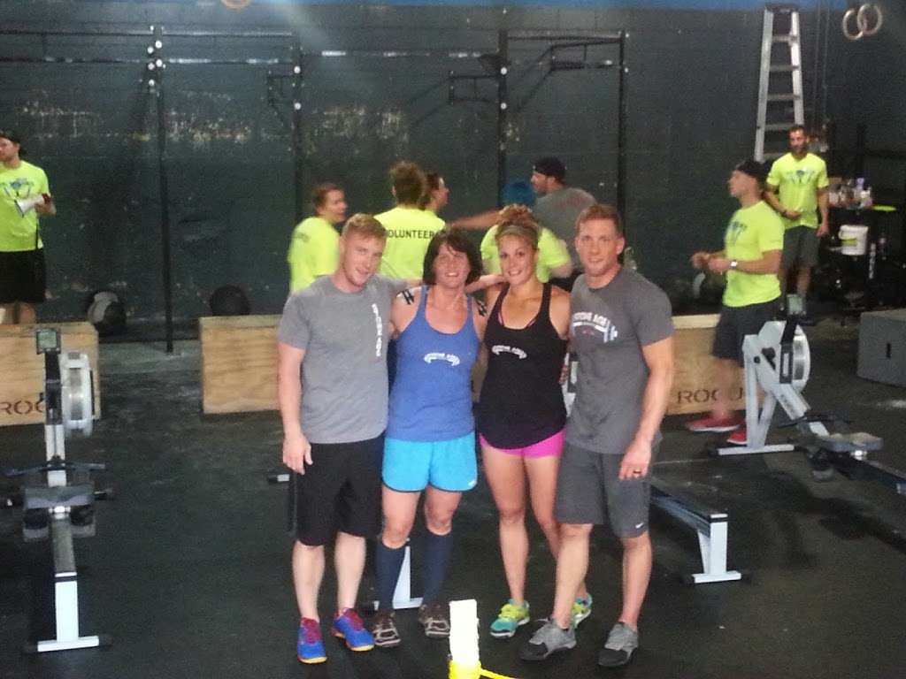 Stone Age CrossFit | 2700 W 91st St, Evergreen Park, IL 60805 | Phone: (708) 422-9348