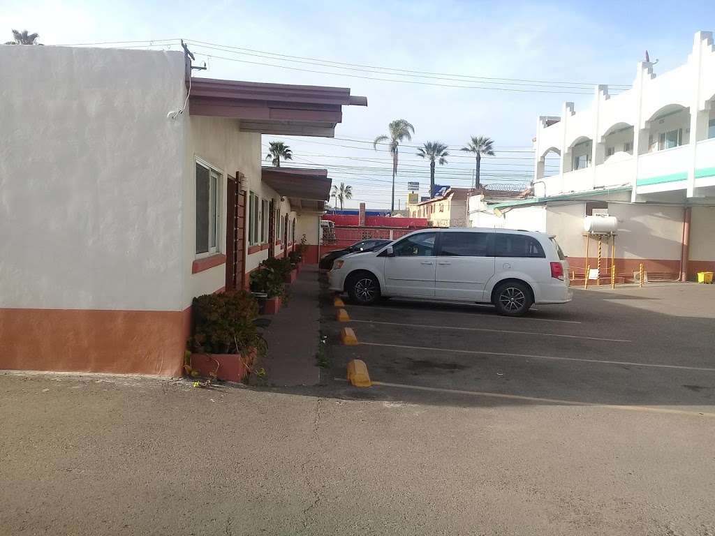 Motel Reno | Blvrd Cuauhtemoc Sur Ote 2911, Davila, 22410 Tijuana, B.C., Mexico | Phone: 664 686 4640