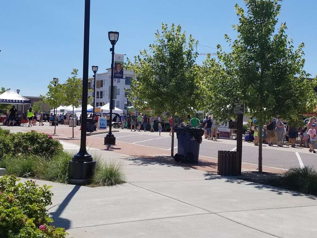 Oak Creek Splash Pad | 361 W Town Square Way, Oak Creek, WI 53154, USA | Phone: (414) 766-7000