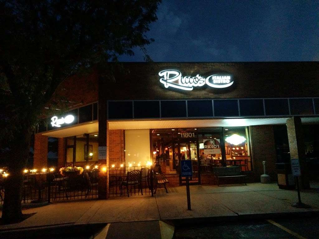 Riccos Italian Bistro | 11801 College Blvd, Overland Park, KS 66210, USA | Phone: (913) 469-8405