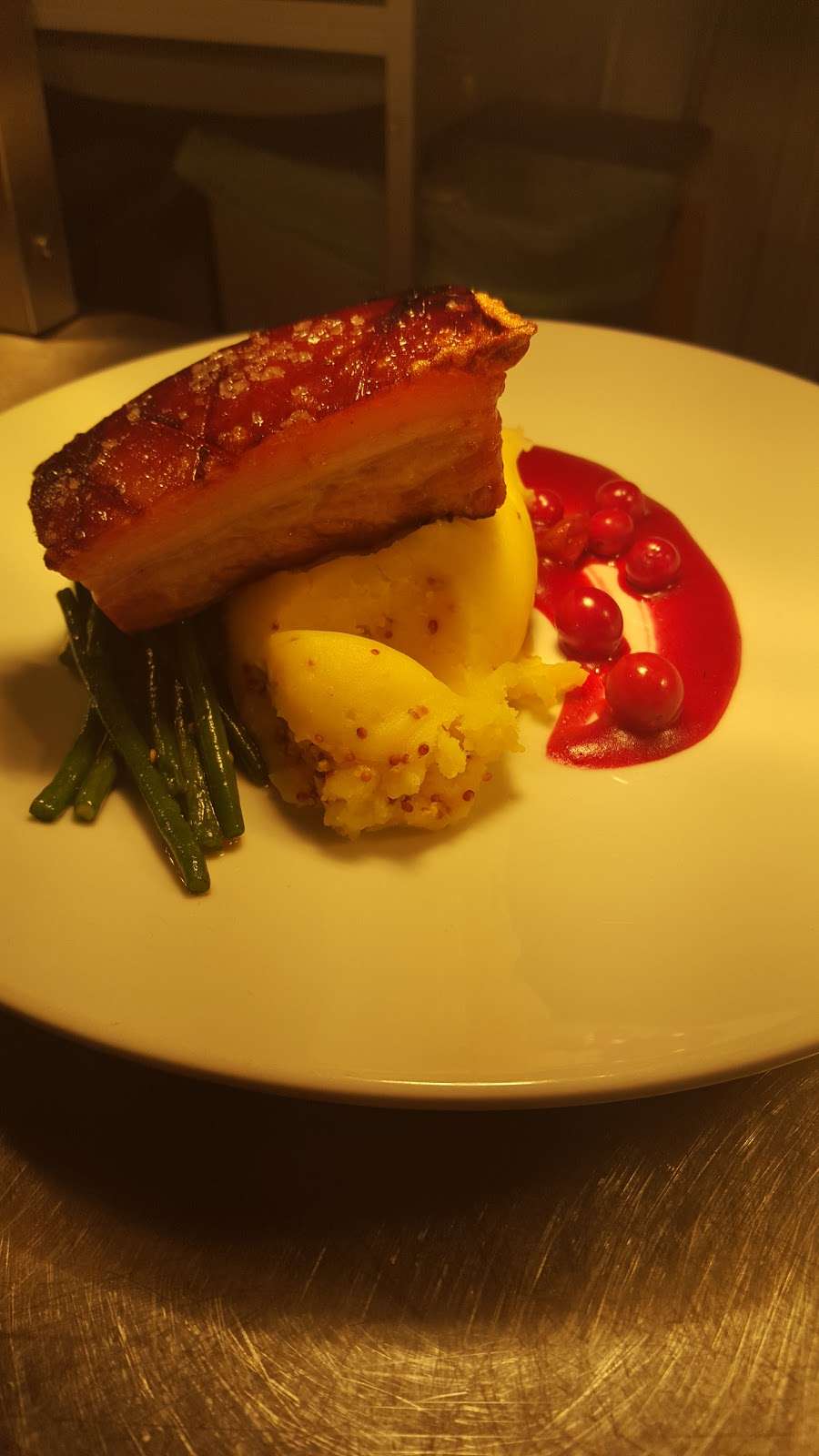 The Vine PUB GRILL LOUNGE Goudhurst | High St, Goudhurst TN17 1AG, UK | Phone: 01580 211105