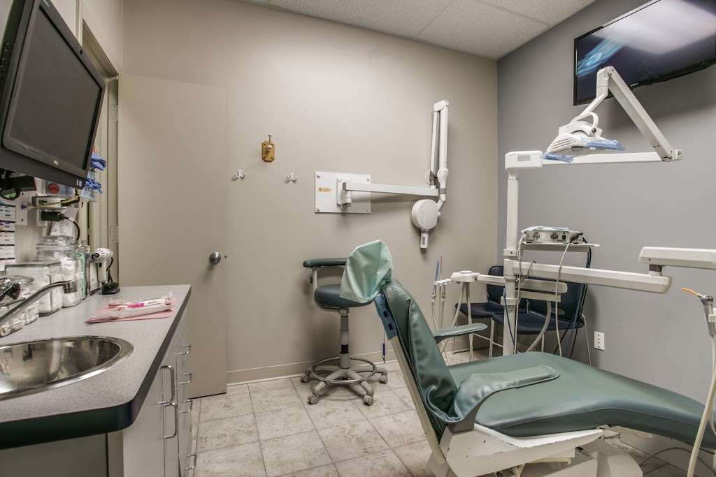 South Texas Dental | 2750 W Northwest Hwy Ste 210, Dallas, TX 75220 | Phone: (214) 358-6061