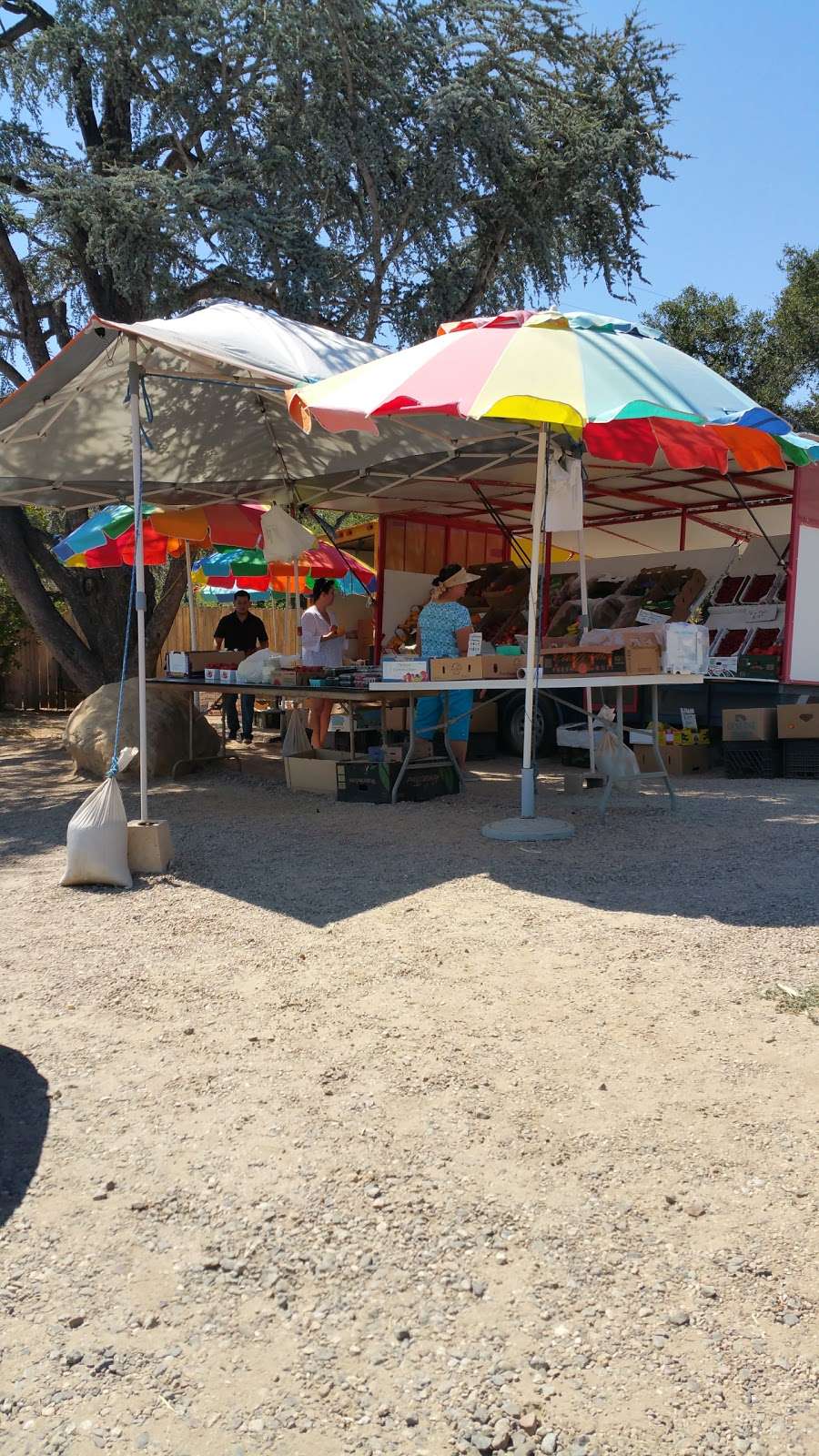 Fruit Stand | 370 Baldwin Rd, Ojai, CA 93023