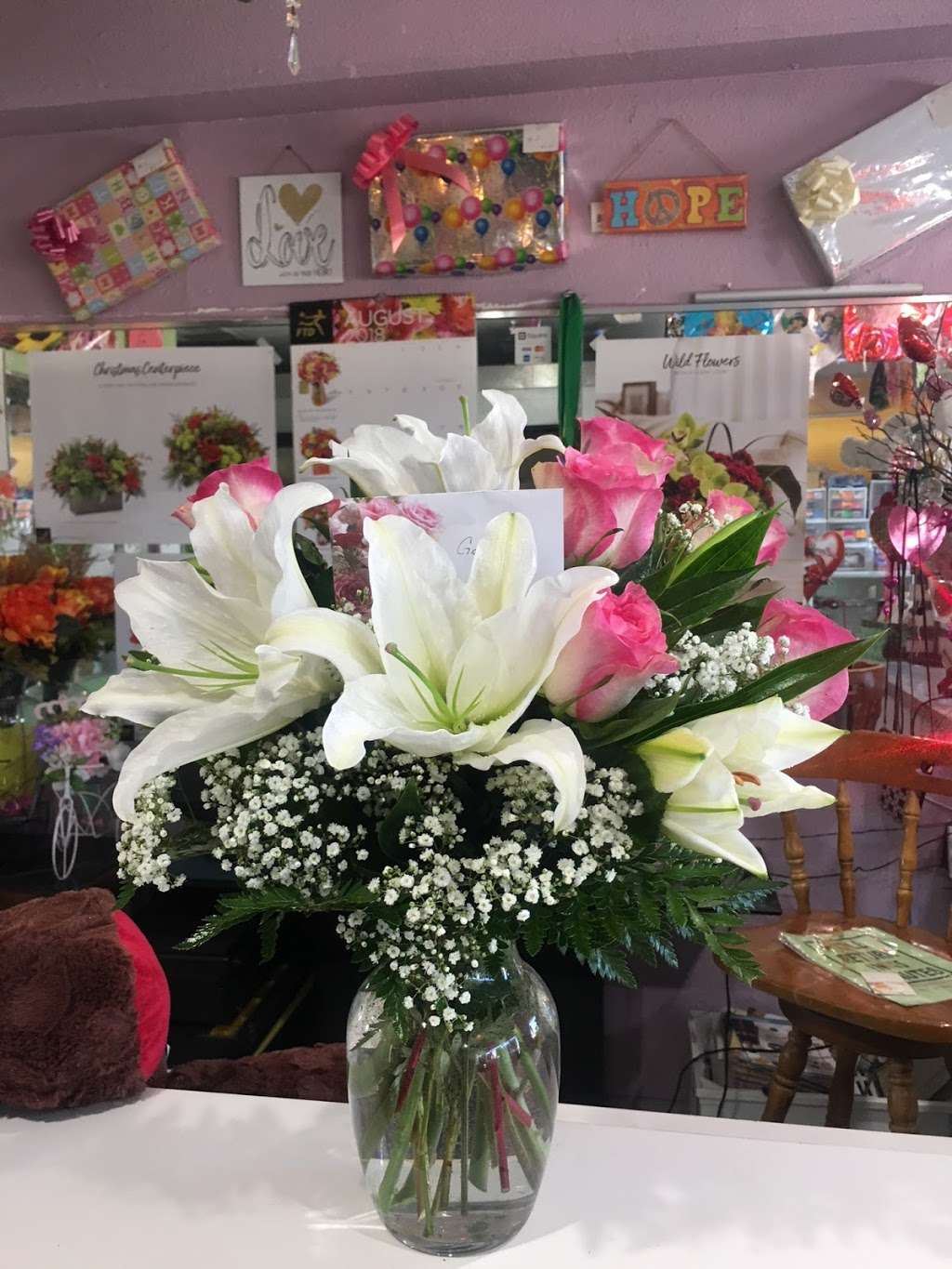 Genis Florist & Gift | 261 Bloomington Ave, Rialto, CA 92376, USA | Phone: (909) 873-9557