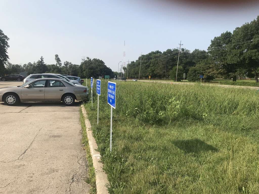 State of Illinois-Secretary of State Drivers License Facility | 595 S State St, Elgin, IL 60123, USA