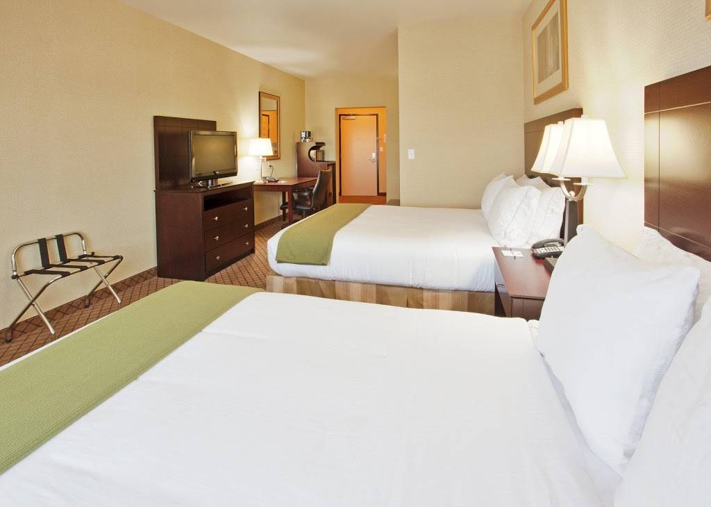 Holiday Inn Express Lodi | 1341 E Kettleman Ln, Lodi, CA 95240 | Phone: (209) 210-0150