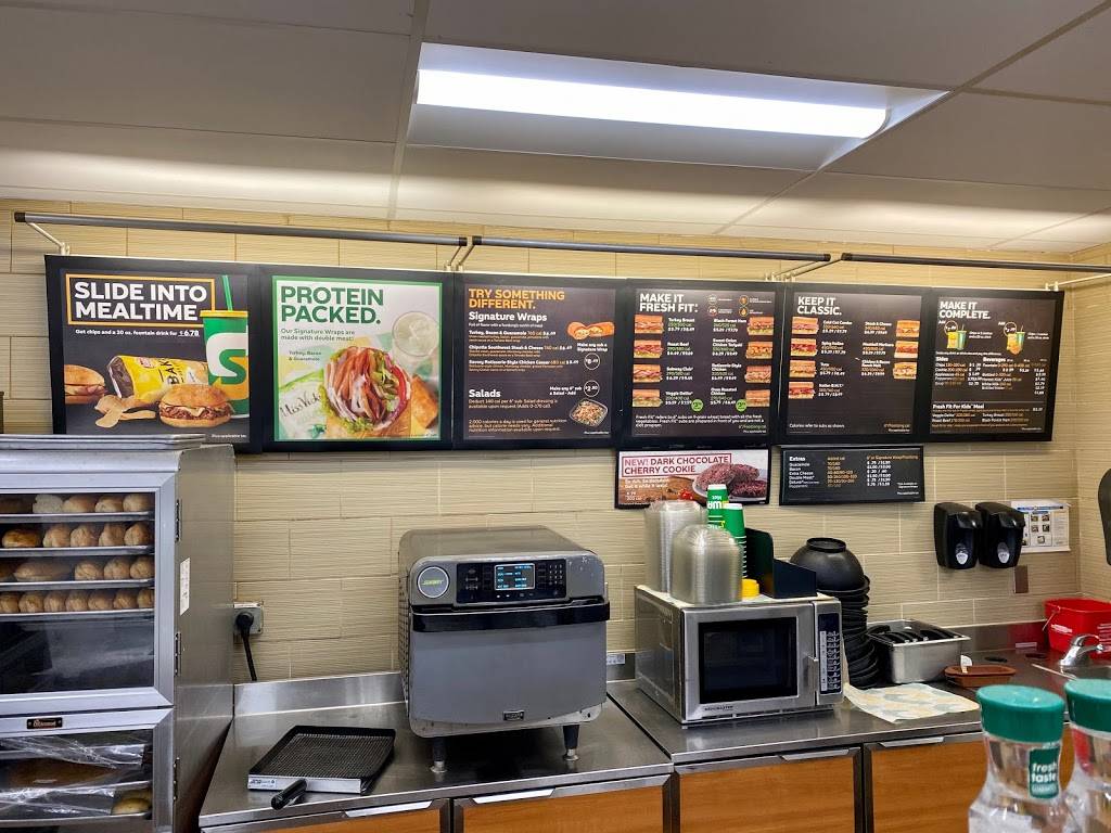 Subway | 1 Jarrett White Road AAFES, 1st Floor, Honolulu, HI 96859, USA | Phone: (808) 833-1259