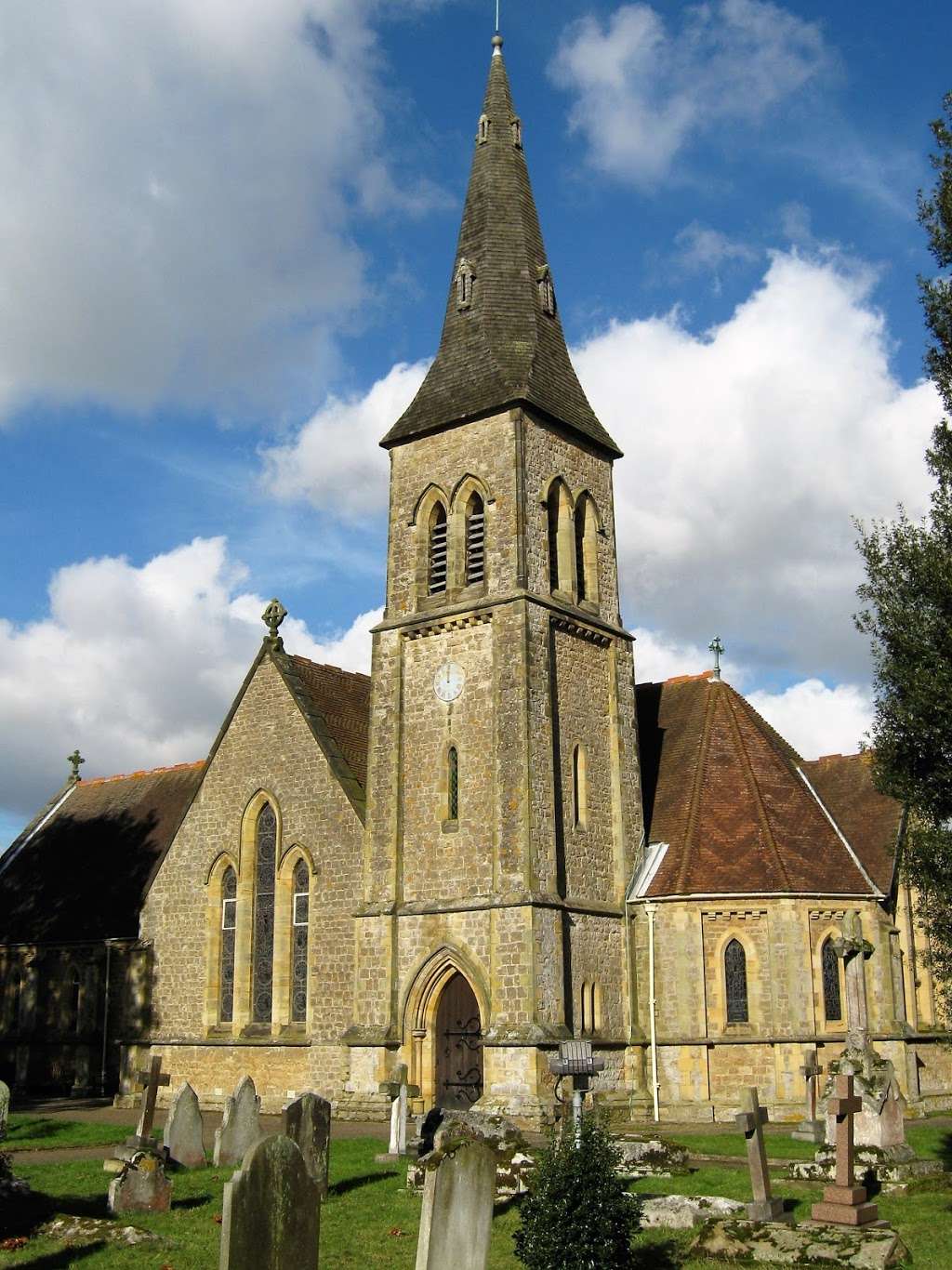 St John the Evangelist Church, Hildenborough | 107A Tonbridge Rd, Hildenborough, Tonbridge TN11 9HN, UK | Phone: 01732 833596