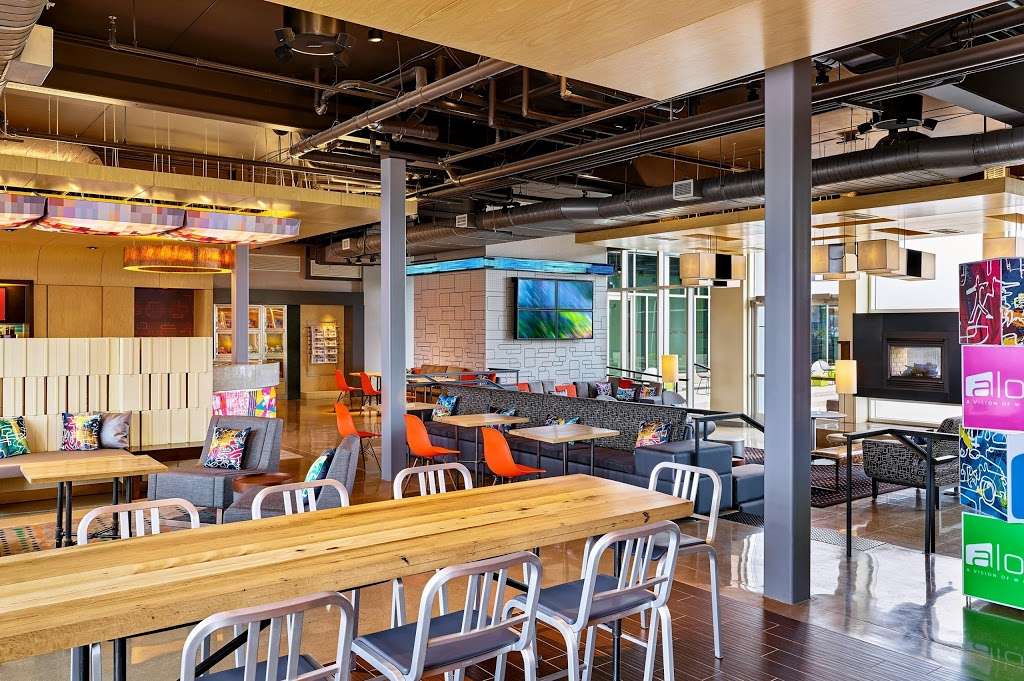 Aloft Denver Airport at Gateway Park | 16470 E 40th Cir, Aurora, CO 80011 | Phone: (303) 371-9500