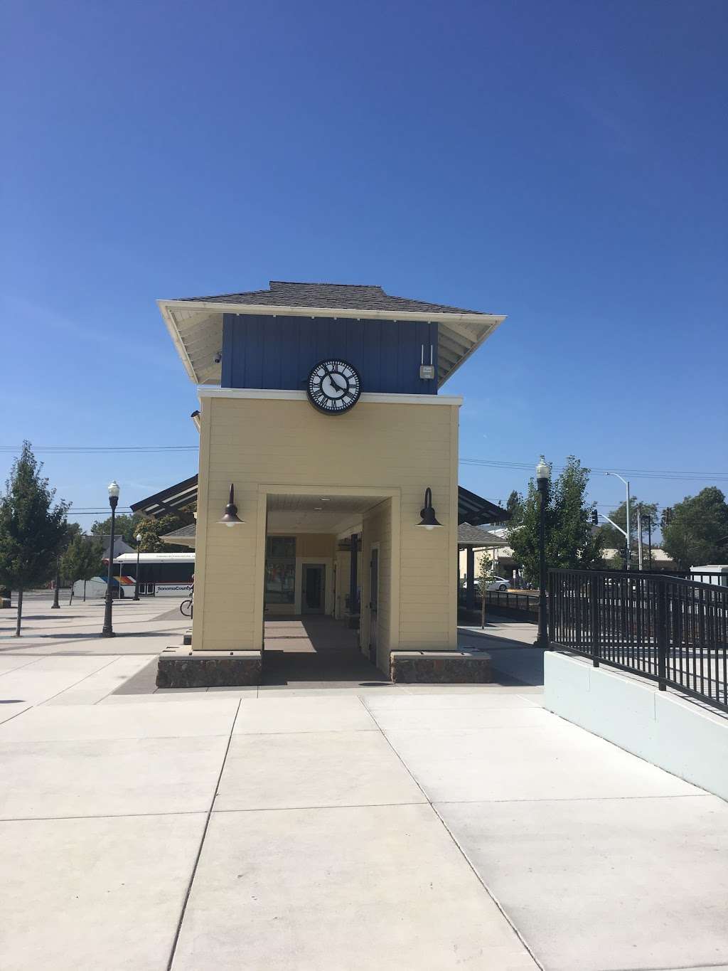 BikeLink : Cotati Station | 980 E Cotati Ave, Cotati, CA 94931, USA | Phone: (888) 540-0733