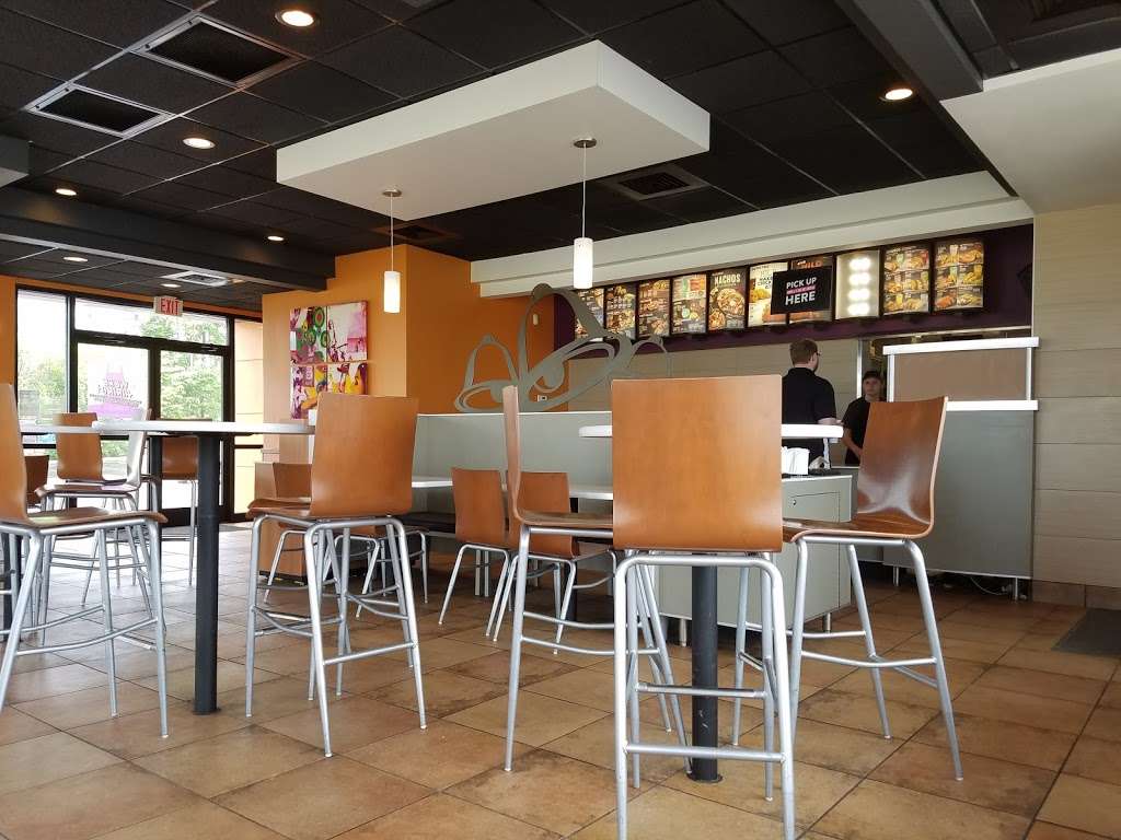 Taco Bell | 1007 N Main St, Cloverdale, IN 46120, USA | Phone: (765) 764-0055