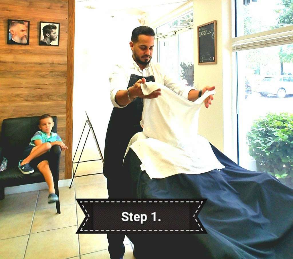 Waterford Lakes Master Barber | 448 S Alafaya Trail #13B, Orlando, FL 32828, USA | Phone: (407) 800-5118