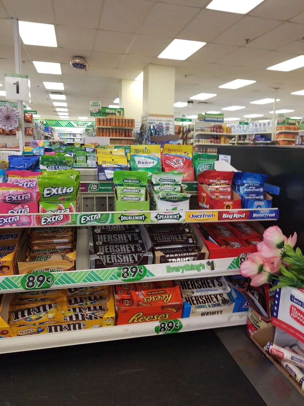 Dollar Tree | 1991 Sproul Rd, Broomall, PA 19008 | Phone: (610) 557-4225