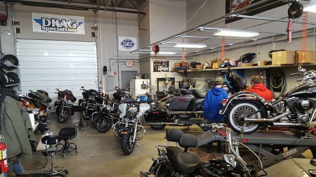 Kevins Garage | 17837 Bretz Dr, Homewood, IL 60430, USA | Phone: (708) 564-5059