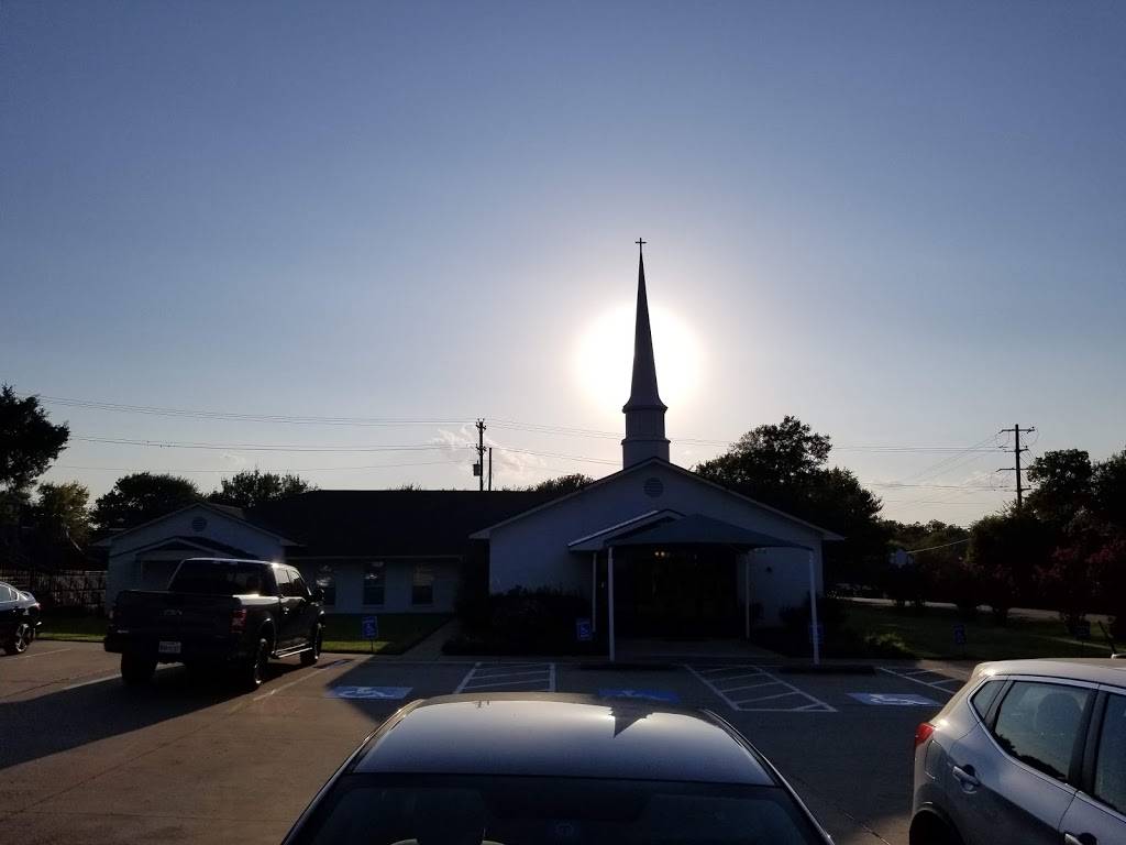 Immanuel Lutheran Church | 301 Country Club Rd, McKinney, TX 75069, USA | Phone: (972) 540-1036