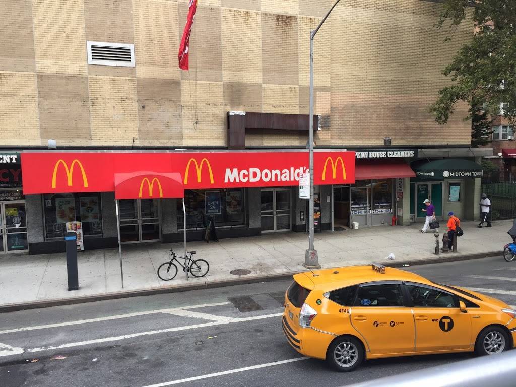 McDonalds | 335 8th Ave, New York, NY 10001, USA | Phone: (212) 633-1107