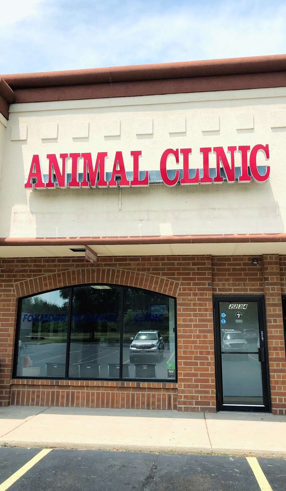 Foxmoor Veterinary Clinic | 2258 Ogden Ave, Aurora, IL 60504 | Phone: (630) 851-1312