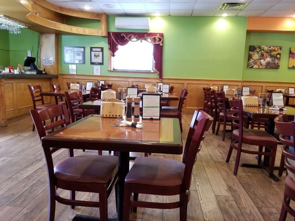 Green Leaf Vegetarian & Vegan Restaurant | 62 Water St, Framingham, MA 01701, USA | Phone: (508) 309-3009