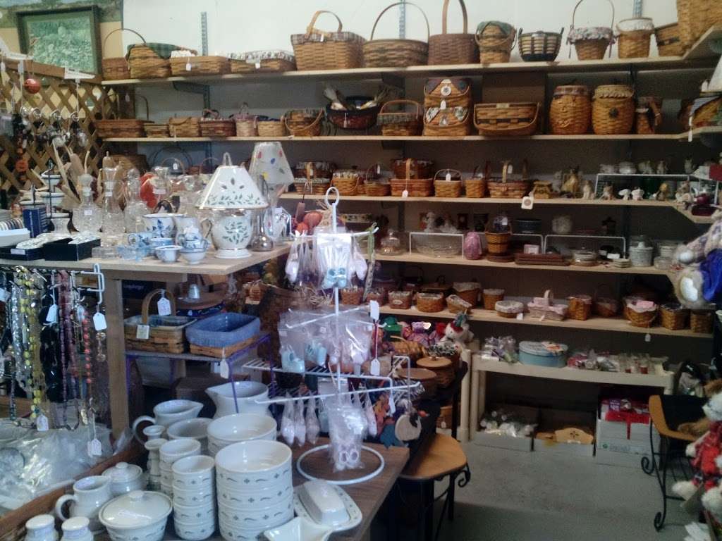 Countryside Antique Mall | 4889 US-52, Thorntown, IN 46071, USA | Phone: (765) 436-7200