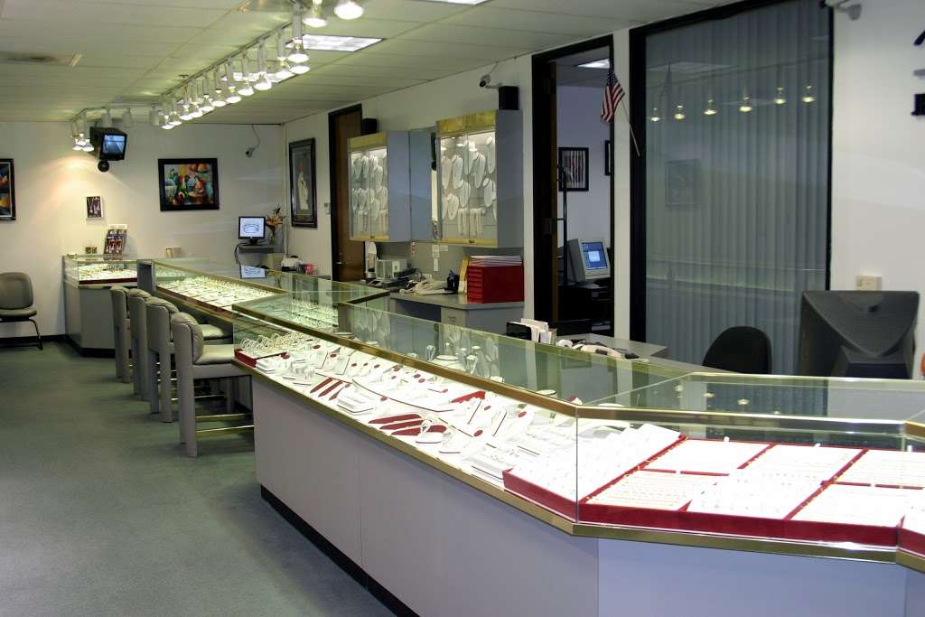 Sol Jewelry Designs, Inc. | International Jewelry Center, 550 S Hill St #1020, Los Angeles, CA 90013, USA | Phone: (213) 622-7772