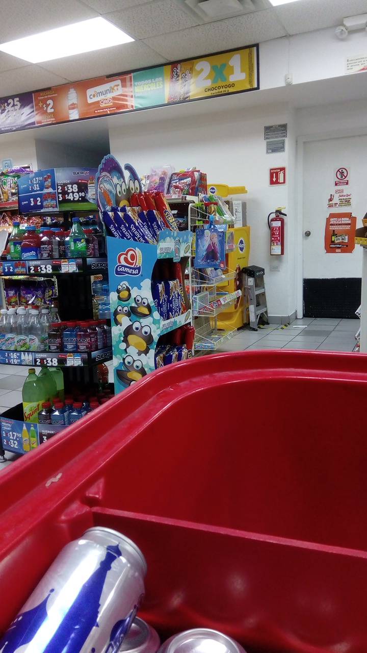 Oxxo Prad. de los Oasis | Rafael Murguía 7563 y, Calle Oasis de Nápoles 2, Praderas de Los Oasis, 32674 Cd Juárez, Chih., Mexico | Phone: 800 286 6996