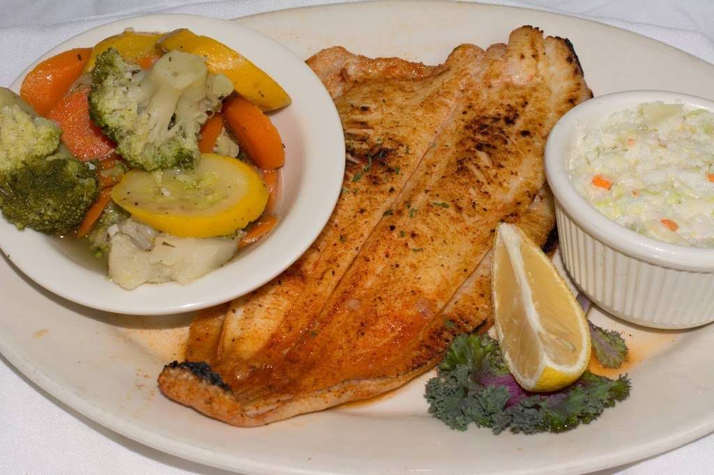 Captains Galley Seafood-HICKORY | 1261 16th St NE, Hickory, NC 28601, USA | Phone: (828) 327-0555