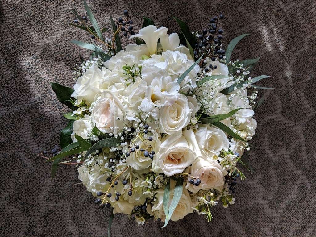 Boulevard Florist | 507 Elms Blvd, Excelsior Springs, MO 64024 | Phone: (816) 630-4769