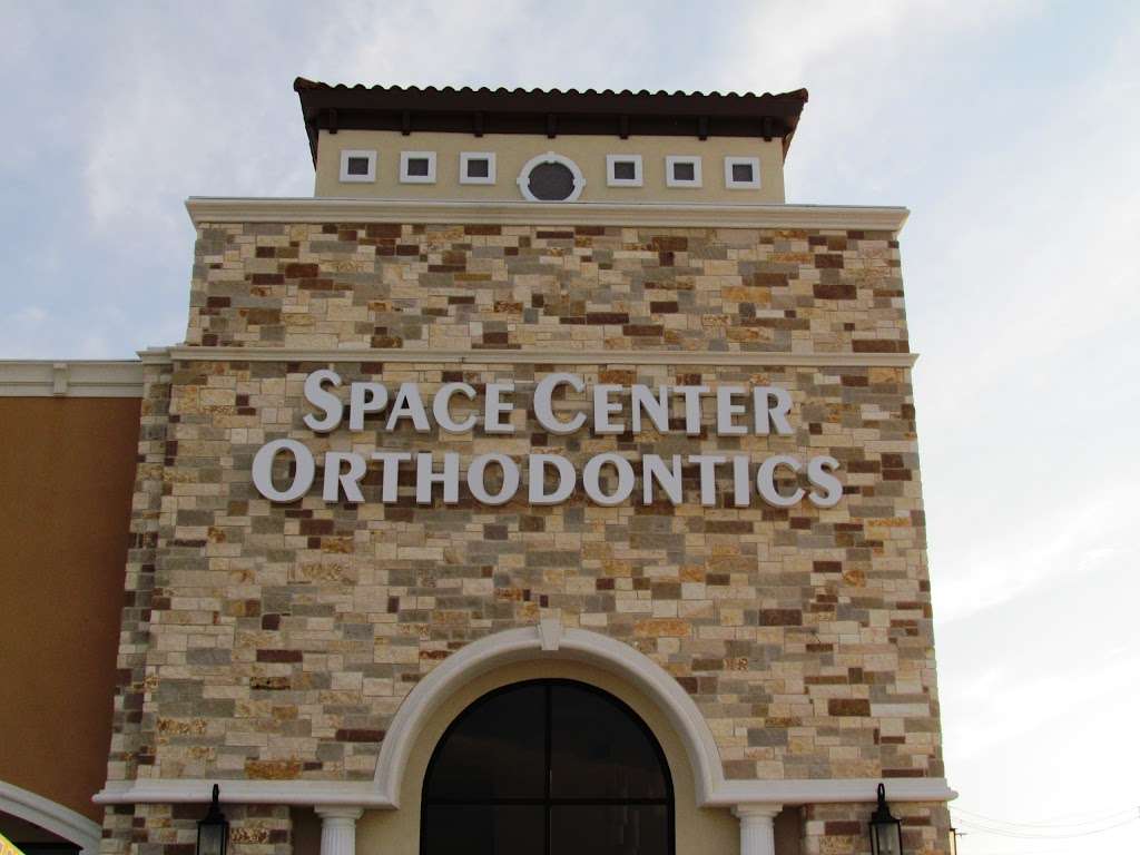 Smile Doctors Braces by Space Center Orthodontics | 3831 E League City Pkwy F, League City, TX 77573, USA | Phone: (281) 286-8945