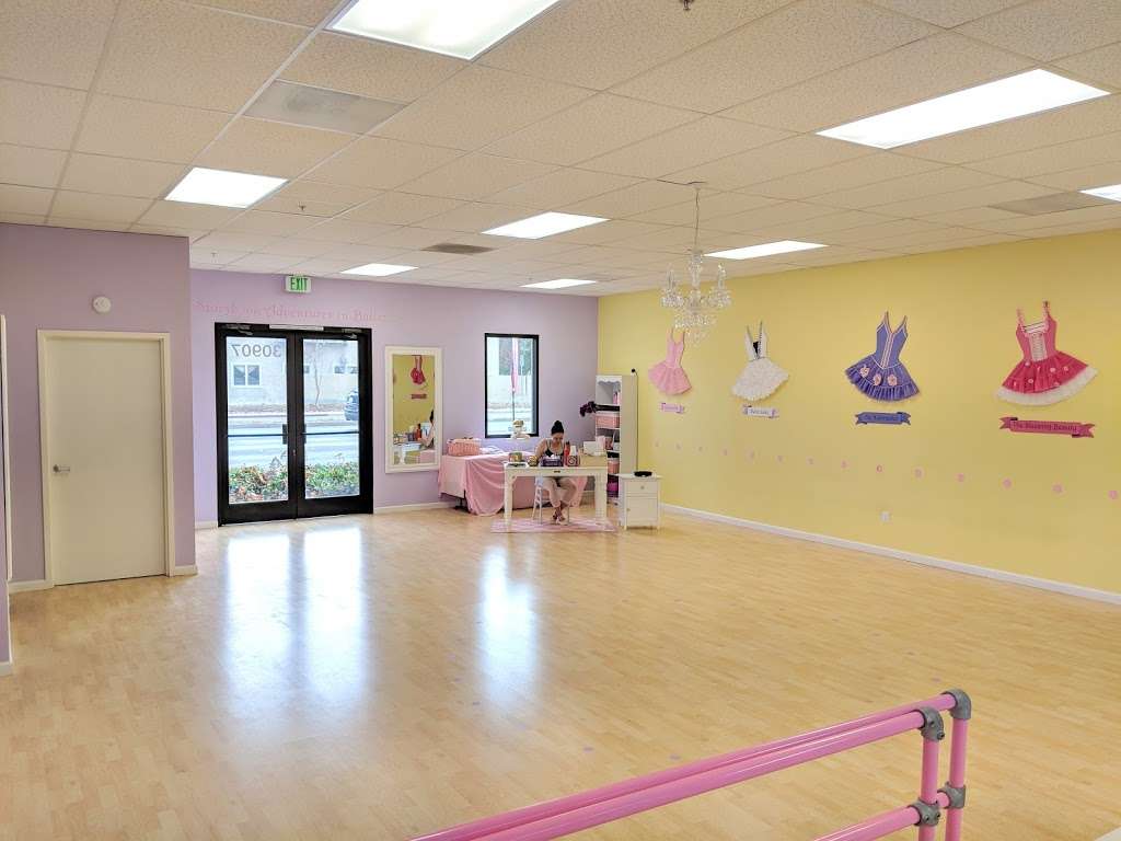 Tutu School Union City | 30907 Union City Blvd, Union City, CA 94587, USA | Phone: (510) 870-2015