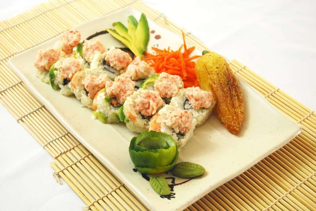 El Sushi Loco Sushi & Mariscos La Puente | 15711 Amar Rd, La Puente, CA 91744, USA | Phone: (626) 333-2332