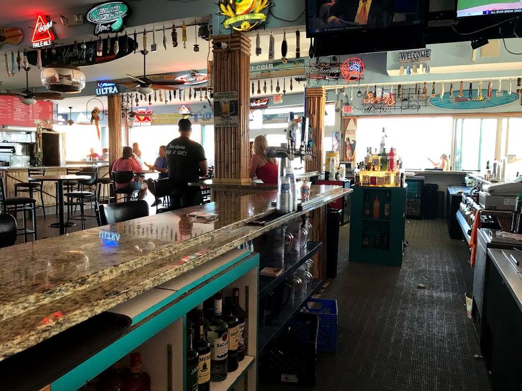 Beachcomber Bar & Grill | 100 Ocean Terrace, Seaside Heights, NJ 08751, USA | Phone: (732) 793-0526