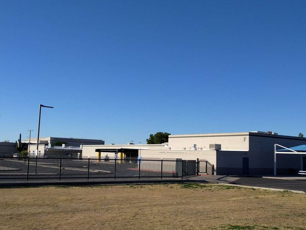 Desert Sky Middle School | 5130 W Grovers Ave, Glendale, AZ 85308, USA | Phone: (602) 467-6500