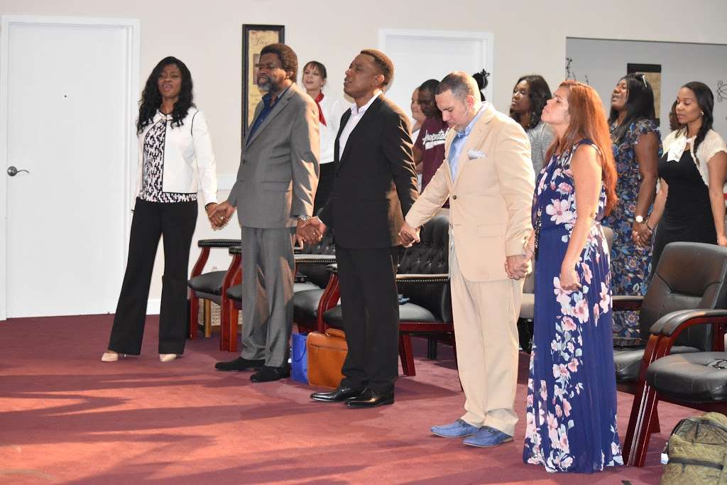 Blessed House International Church | 390 Longwood Lake Mary Rd, Lake Mary, FL 32746, USA | Phone: (407) 878-7806