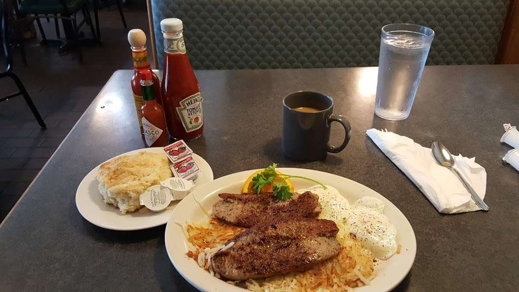 Rosies Cafe | 10690 E US Hwy 40, Independence, MO 64055, USA | Phone: (816) 353-5835