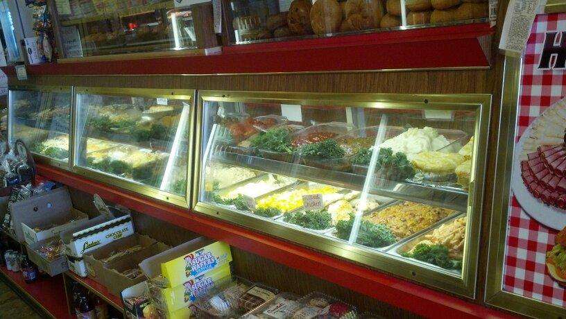 Weinischs Deli | 306 Maple Ave, Smithtown, NY 11787 | Phone: (631) 360-8405