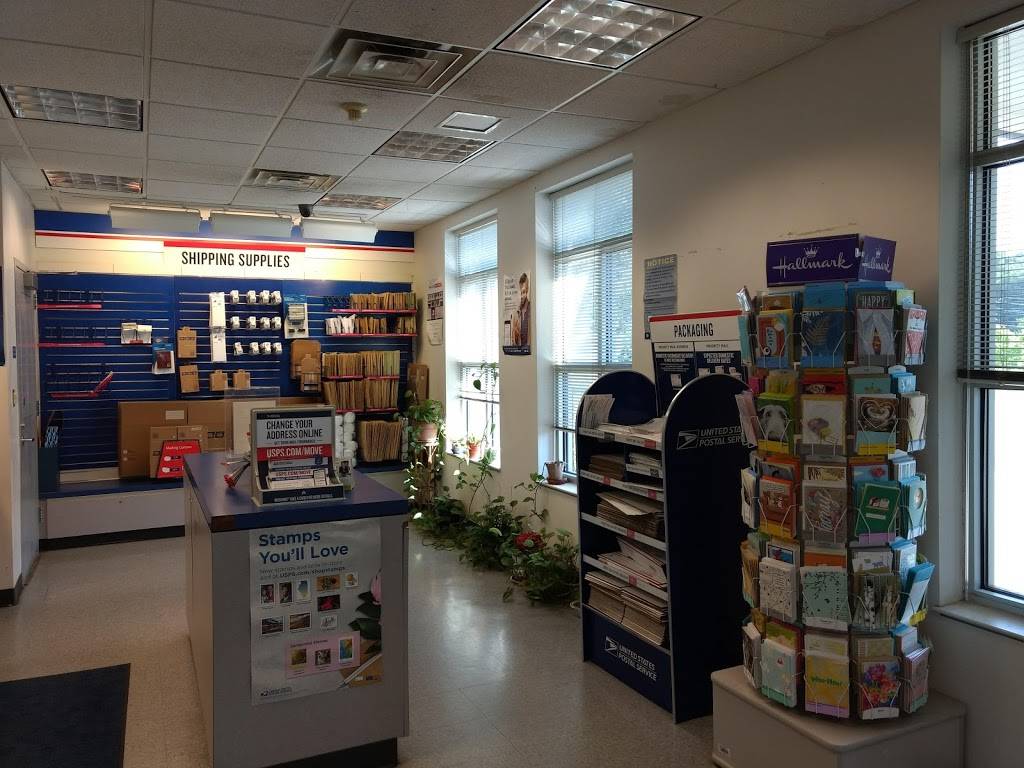 United States Postal Service | 1438 N Main St, Madison, VA 22727, USA | Phone: (800) 275-8777