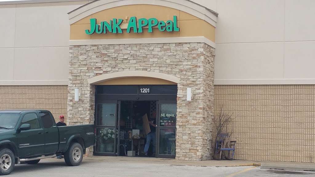 Junk Appeal | 1201 NW Woods Chapel Rd, Blue Springs, MO 64015, USA | Phone: (816) 914-6493