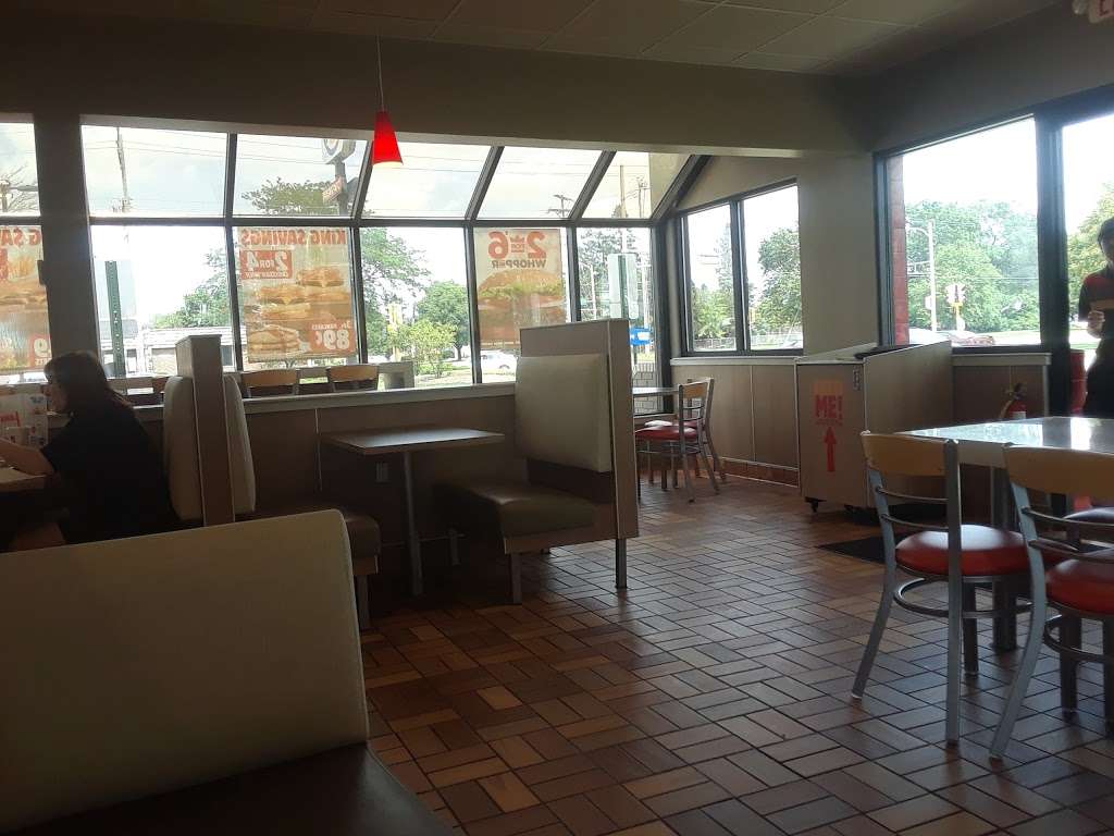 Burger King | 3007 80th St, Kenosha, WI 53142, USA | Phone: (262) 694-8558