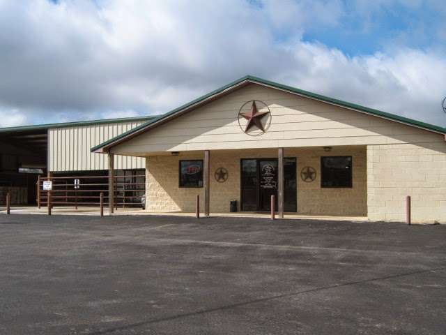 Alldredge Veterinary Hospital | 16368 TX-105, Cleveland, TX 77327, USA | Phone: (281) 592-8387