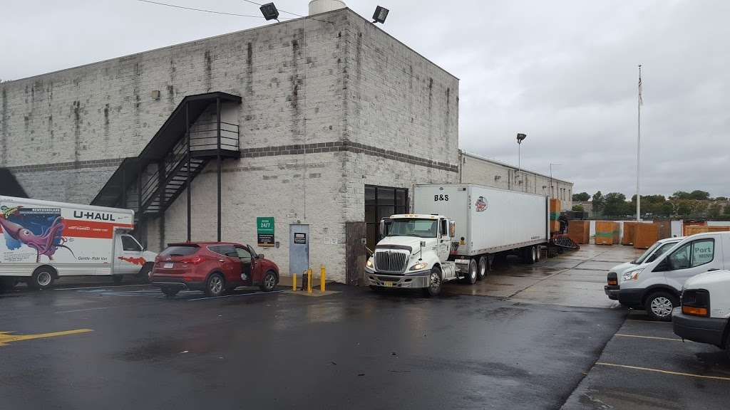 U-Haul Moving & Storage of Port Richmond | 2153 Richmond Terrace, Staten Island, NY 10302, USA | Phone: (718) 285-9868