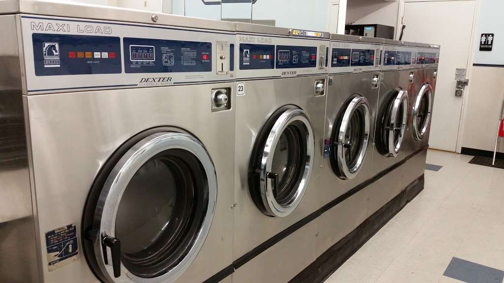 Laundry Basket in San Clemente | 2015 S El Camino Real, San Clemente, CA 92672 | Phone: (949) 388-2779