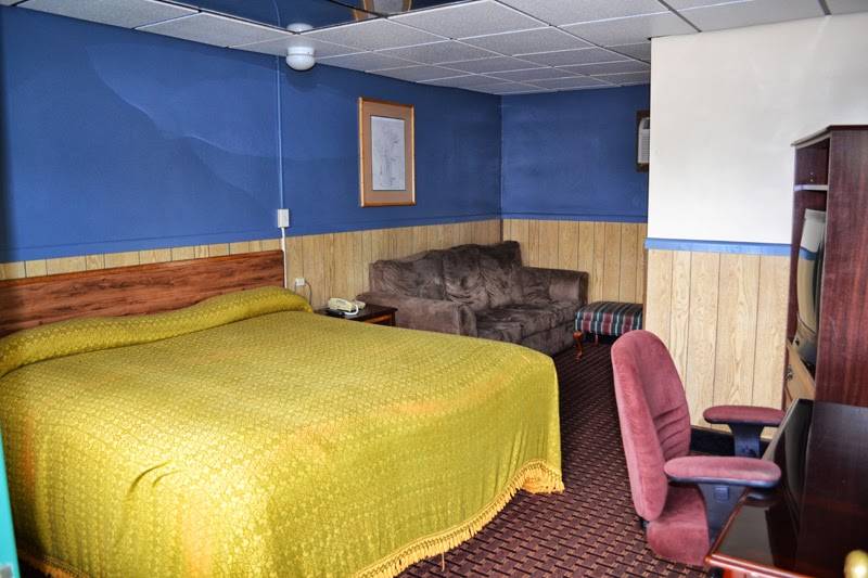 Cleveland Motel | 17027 Euclid Ave, Cleveland, OH 44112, USA | Phone: (216) 531-3121