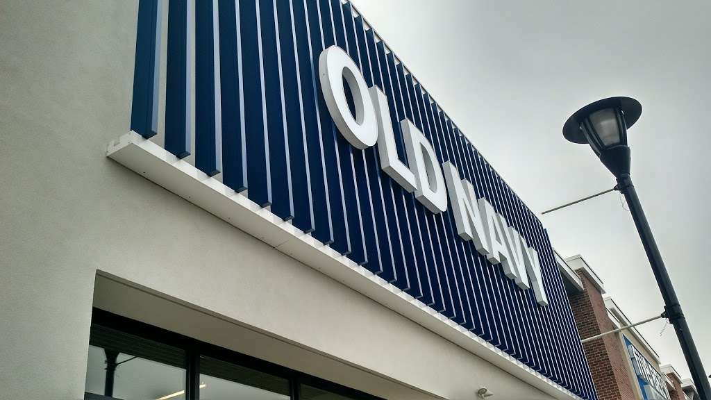 Old Navy | 833 N Krocks Rd, Allentown, PA 18106 | Phone: (610) 530-1540